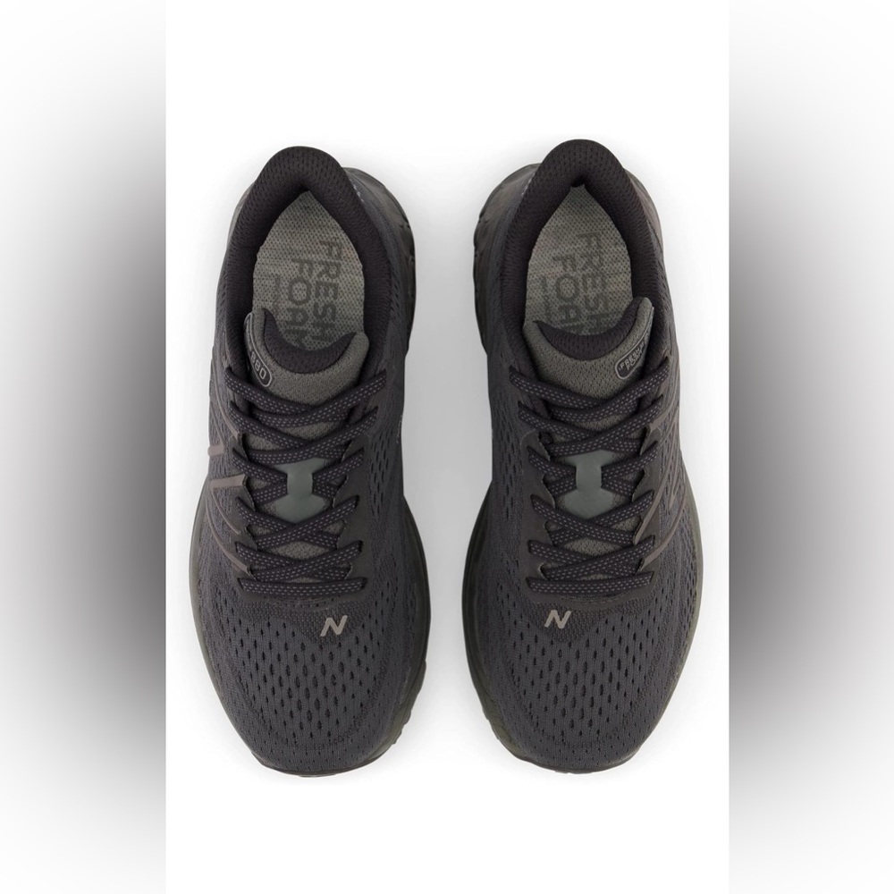 New Balance Fresh Foam X 880v13 size 8
